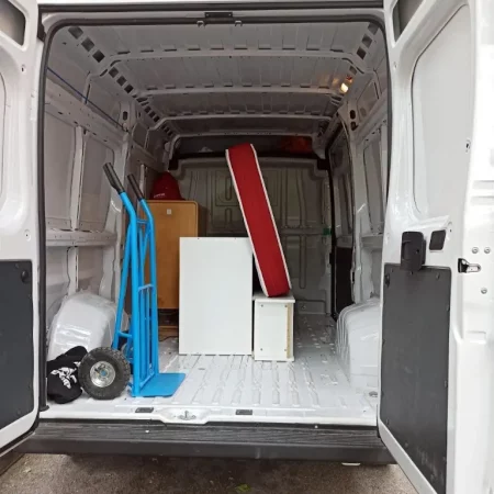 Mudanzas y portes en todo el territorio nacional